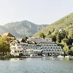 Traunsee فندق تروكيرشن