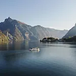 Traunsee Hotell 4*