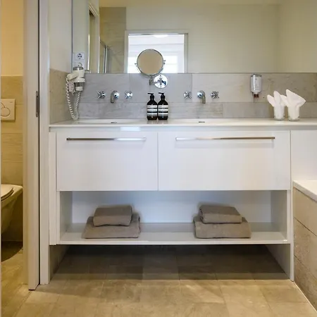Hotel Seehotel Traunsee 4*