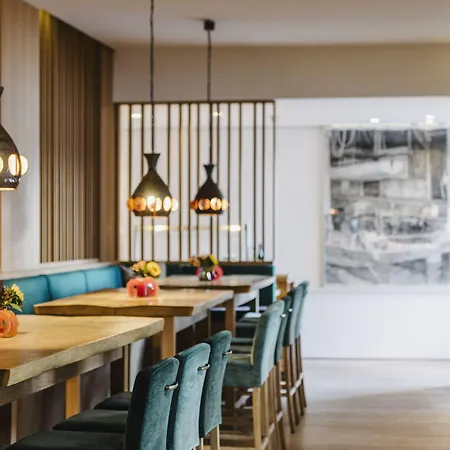 Seehotel Traunsee 4* Traunkirchen